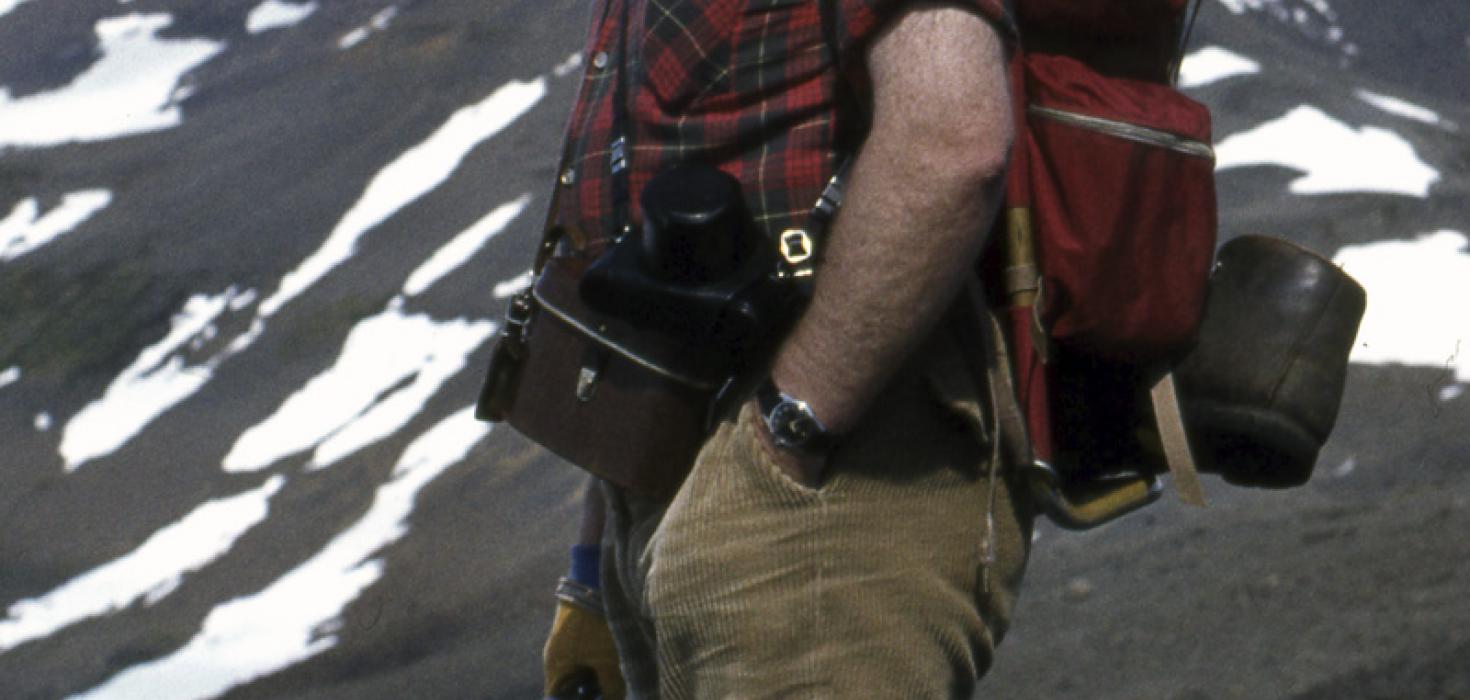 Eyþór Einarsson grasafræðingur í rannsóknarleiðangri í Esjufjöllum