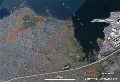Yfirlitskort sem sýnir brunasvæðið við Óttarsstaði vestan Straumsvíkur.