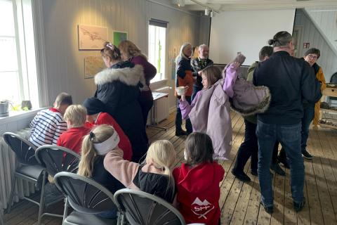 Frá uppskeruhátíð ungs kortagerðafólks í Breiðdals- og Stöðvarfjarðarskóla þar sem kynntar voru afurðir nemendaverkefnis 